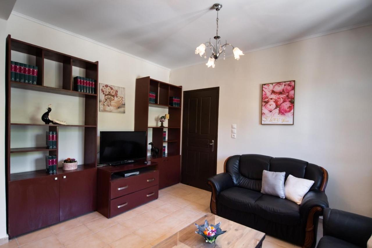 Irinis House Villa Komílion Kültér fotó